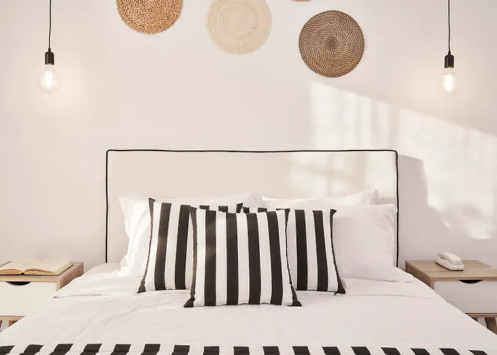 מלון High Mill Hotel By Mr And Mrs White (Adults Only) פארוס