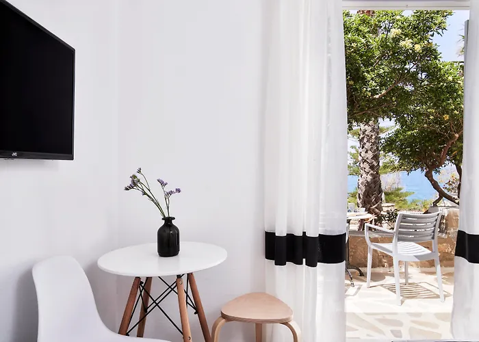 High Mill Hotel By Mr And Mrs White (Adults Only) מלון פארוס