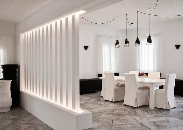 High Mill Hotel By Mr And Mrs White (Adults Only) מלון